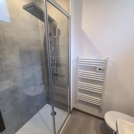 Avec Tv Dans La Et Le Salon